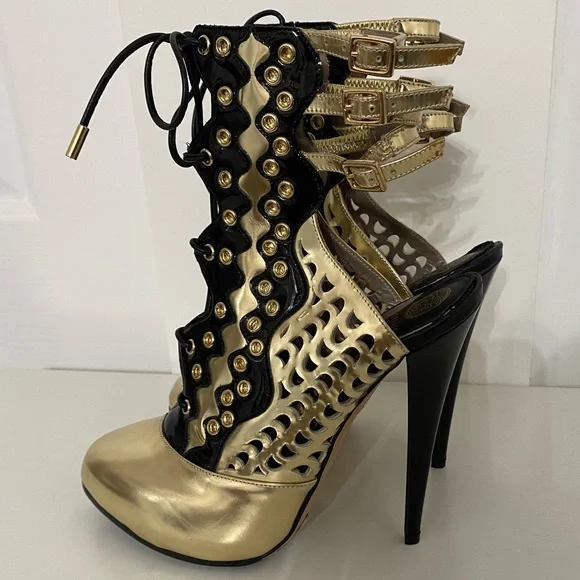 VERSACE | Gold Black Lace Up Gladiator Patent Leather Shoes Perforated Heels 36 - Picture 6 of 16